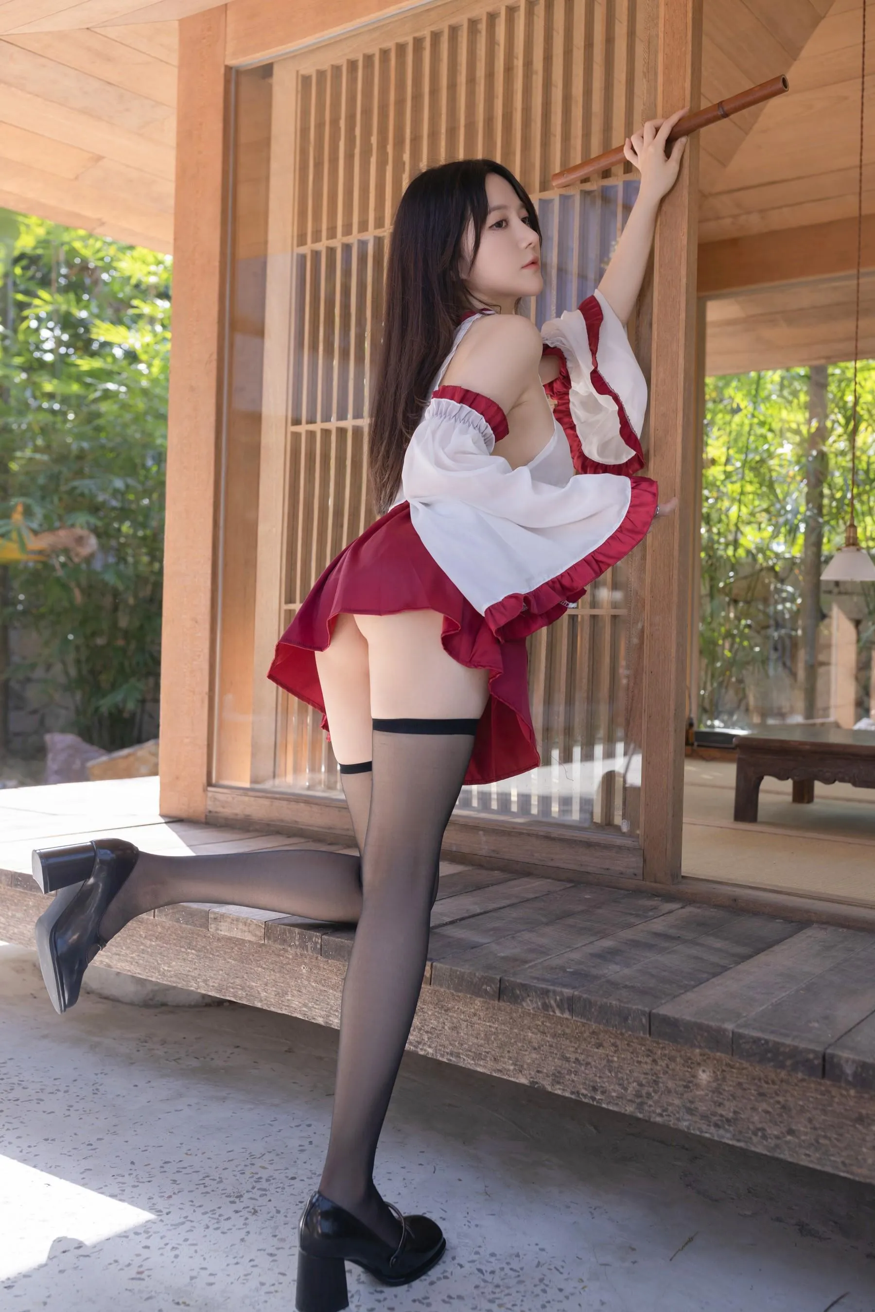 NO.0038 秀人名模鱼子酱Fish内部私购未上架《竹子巫》写真 [75P]插图9